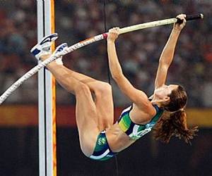 Fabiana Murer: recorde e ouro na Inglaterra