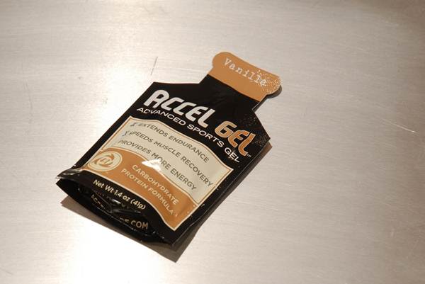 Gel energético com proteína e carboidrato. (John Rees/flickr)